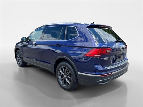 Used 2022 Volkswagen Tiguan SE AWD/4WD image 3