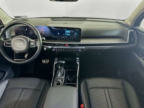 Used 2025 Kia Sorento SX image 14
