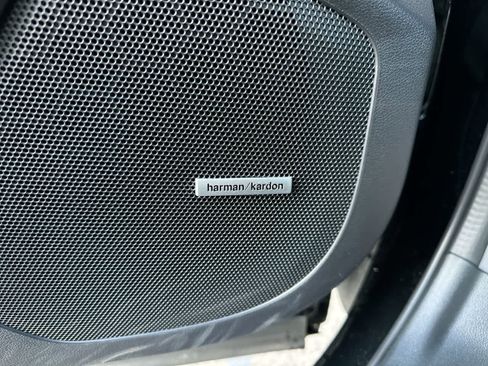 Certified 2025 Subaru Ascent Limited image 32