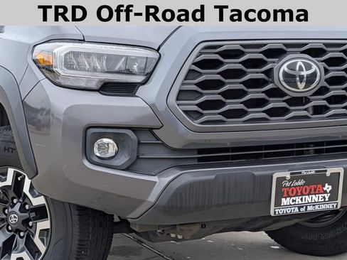 Used 2021 Toyota Tacoma TRD Off-Road AWD/4WD image 3