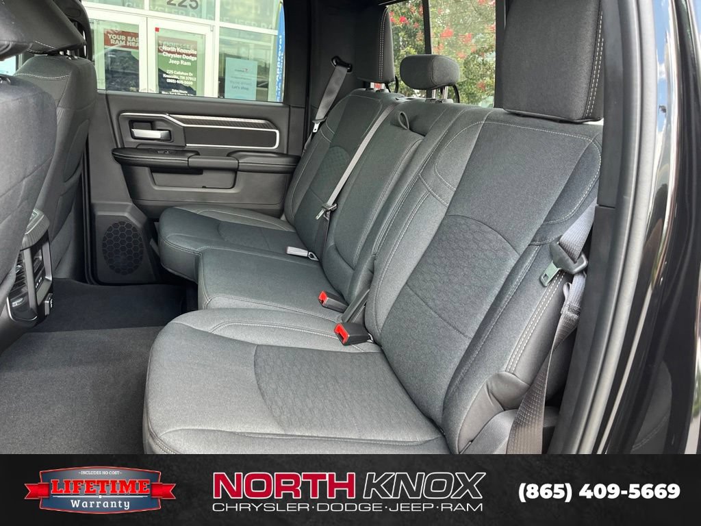 New 2026 RAM 2500 Big Horn AWD/4WD image 16