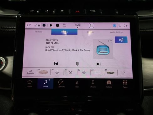Used 2021 Jeep Grand Cherokee L Limited AWD/4WD image 30