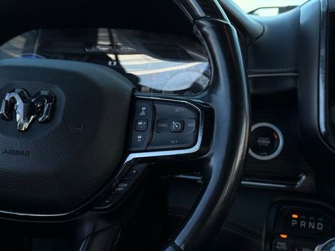 Used 2022 RAM 1500 Limited image 9