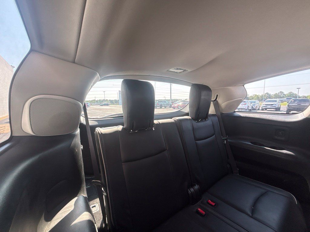 Used 2018 INFINITI QX60 Luxe AWD/4WD image 29