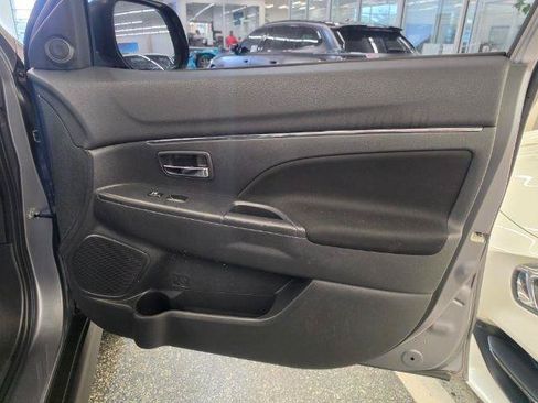 Used 2020 Mitsubishi Outlander Sport ES FWD image 33