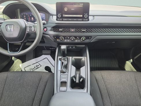 Used 2024 Honda Accord EX image 17