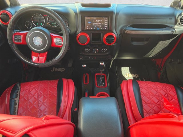 Used 2014 Jeep Wrangler Unlimited Sport w/ Connectivity Group AWD/4WD image 17