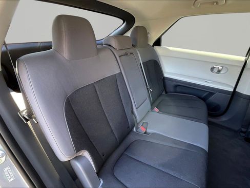 Used 2022 Hyundai Ioniq 5 SE image 25