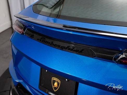 Used 2024 Lamborghini Urus Performante AWD/4WD image 15