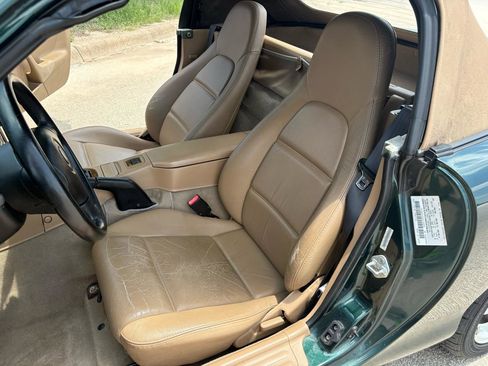 Used 1999 MAZDA MX-5 Miata RWD image 24