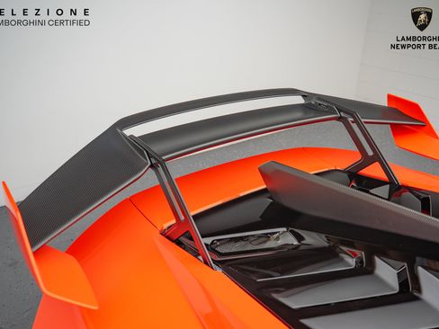 Used 2022 Lamborghini Huracan STO image 10