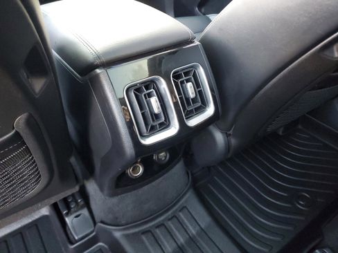 Used 2022 Kia Sorento SX image 15