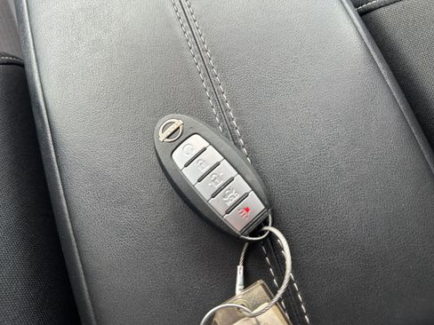 Used 2025 Nissan Altima 2.5 SV image 21