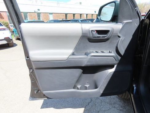 Used 2023 Toyota Tacoma SR AWD/4WD image 16