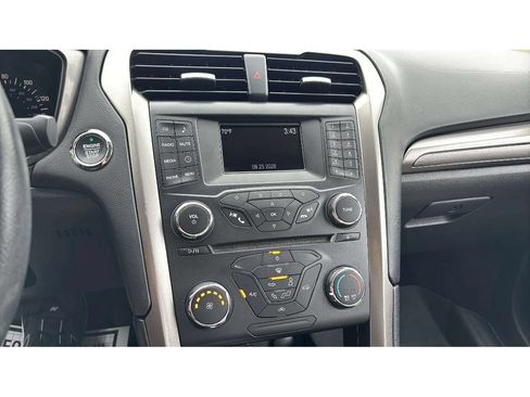 Used 2017 Ford Fusion S FWD image 16