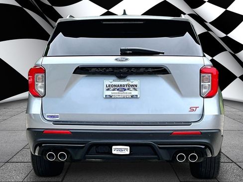Used 2022 Ford Explorer ST w/ Equipment Group 401A AWD/4WD image 4