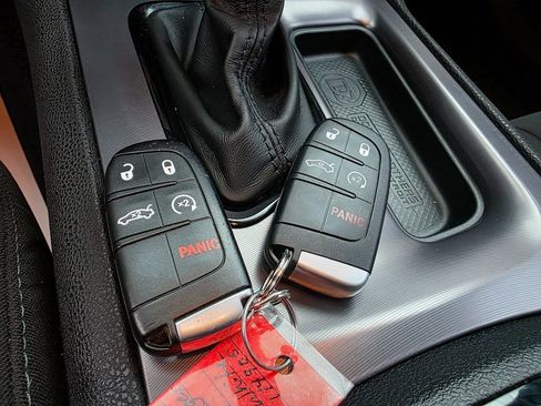 Used 2022 Dodge Charger R/T w/ Blacktop Package image 26