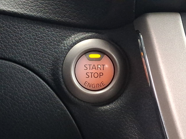 Used 2015 Nissan Sentra SV FWD image 24