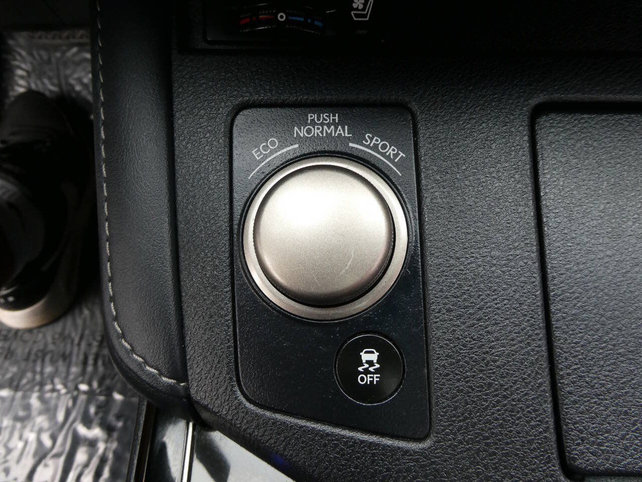 Used 2016 Lexus ES 350 w/ Premium Package w/Wood Trim FWD image 20