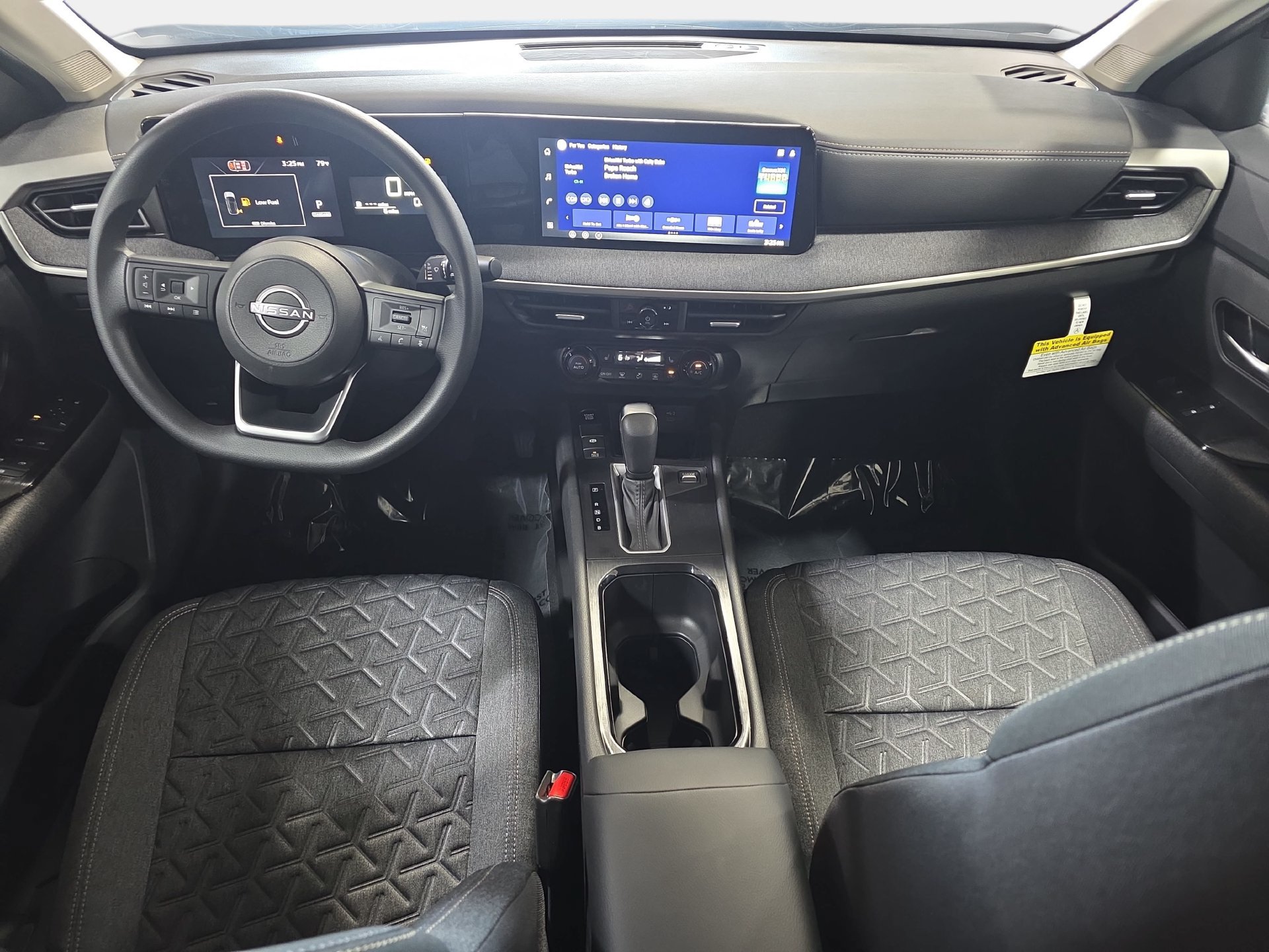 New 2027 Nissan Kicks SV w/ SV Premium Package FWD image 9