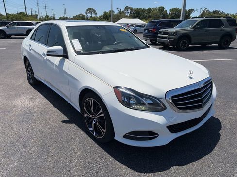 Used 2014 Mercedes-Benz E 350 4MATIC Sedan image 1