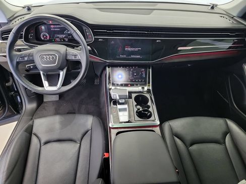 Used 2023 Audi Q8 Prestige AWD/4WD image 17