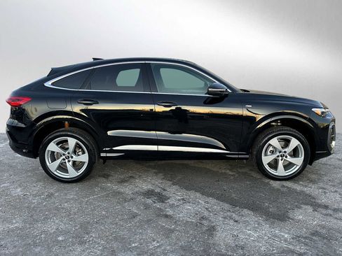New 2025 Audi Q5 Premium Plus image 2