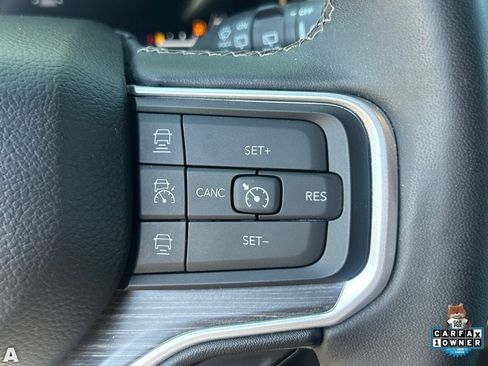 Used 2024 Jeep Wagoneer Series II w/ Flexible Seating Group RWD image 30