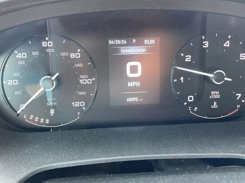 Used 2025 RAM ProMaster 2500 w/ Convenience Group FWD image 9