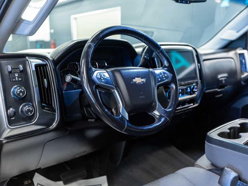Used 2019 Chevrolet Silverado 2500 LT AWD/4WD image 11