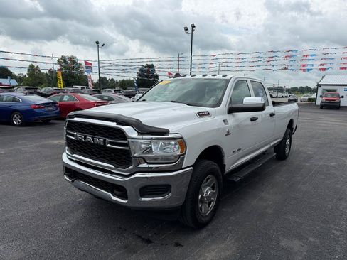 Used 2022 RAM 3500 Tradesman AWD/4WD image 9