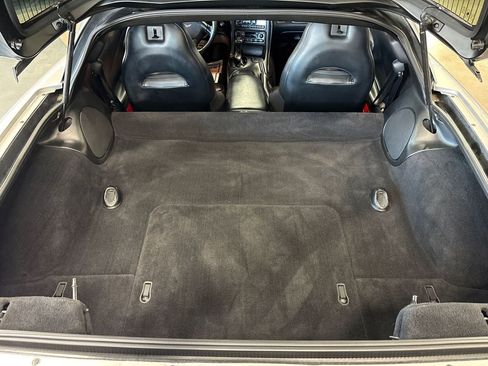 Used 2004 Chevrolet Corvette Coupe w/ Preferred Equipment Group image 47