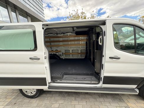 Used 2024 Ford Transit 250 Low Roof w/ Exterior Upgrade Package image 23