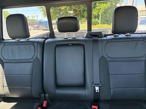 Used 2025 Ford F150 Raptor AWD/4WD image 12