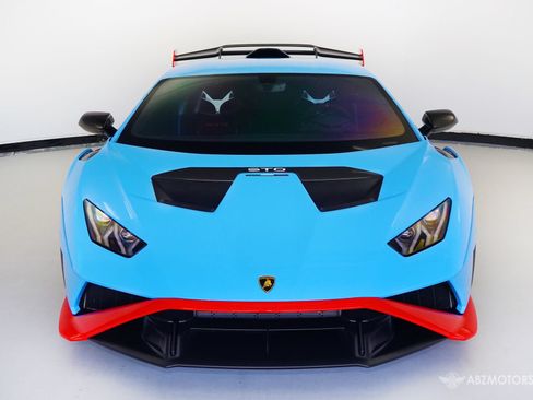 Used 2024 Lamborghini Huracan STO RWD image 3