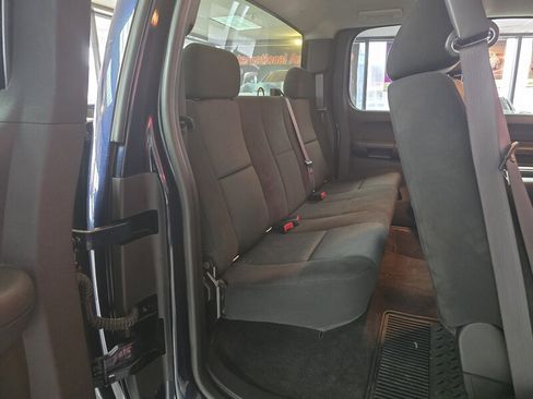 Used 2011 Chevrolet Silverado 1500 LS image 16