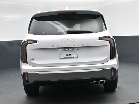New 2025 Kia Telluride EX w/ EX Captain's Chair Package image 25
