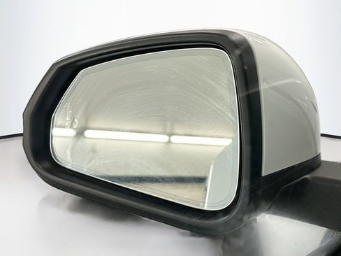 Used 2025 BMW X1 xDrive28i image 16