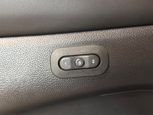 Used 2021 Jeep Grand Cherokee Limited AWD/4WD image 18