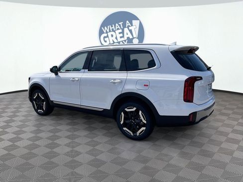 New 2025 Kia Telluride S image 6