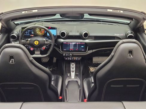 Used 2022 Ferrari Portofino M RWD image 22