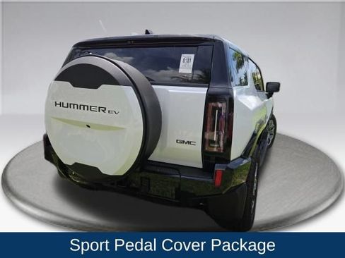 Used 2025 GMC Hummer EV 3X w/ LPO, Sport Package AWD/4WD image 9
