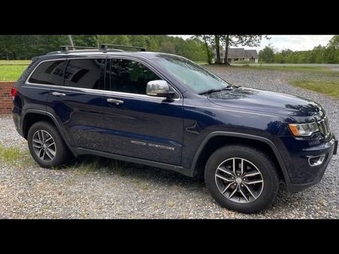 Used 2017 Jeep Grand Cherokee Limited w/ Trailer Tow Group IV AWD/4WD image 8