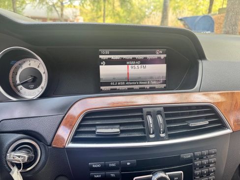 Used 2013 Mercedes-Benz C 300 C 300 Sport 4MATIC AWD 4dr Sed w/ Multimedia Pkg image 21