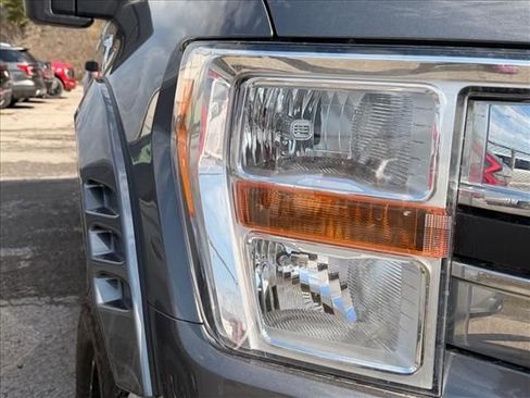 Used 2022 Ford F150 XLT image 10