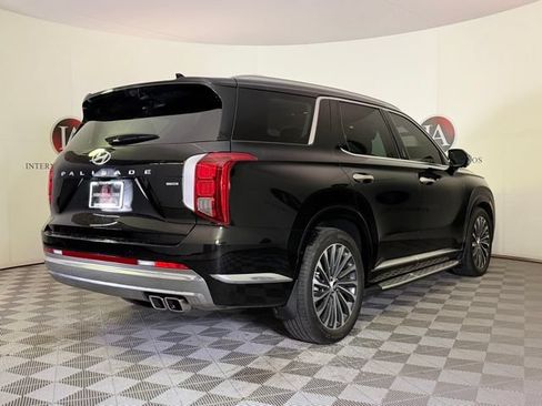 Certified 2024 Hyundai Palisade Calligraphy AWD/4WD image 7