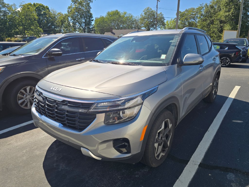 Certified 2026 Kia Seltos S AWD/4WD image 3