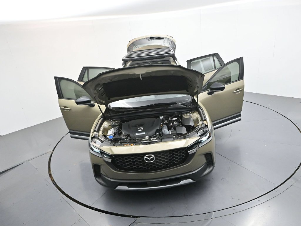 Used 2023 MAZDA CX-50 Meridian Edition w/ Apex Package AWD/4WD image 28