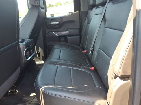 Used 2020 Chevrolet Silverado 1500 LTZ w/ LTZ Convenience Package AWD/4WD image 14