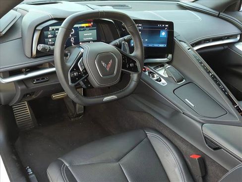 Used 2025 Chevrolet Corvette Z06 image 9